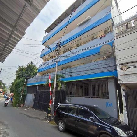 Kost Griya Marina By Ecommerceloka Jakarta Bagian luar foto
