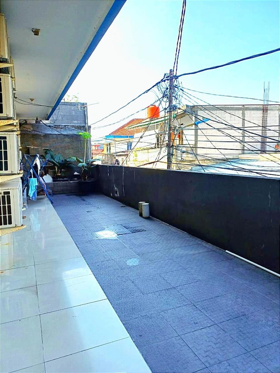 Kost Griya Marina By Ecommerceloka Jakarta Bagian luar foto