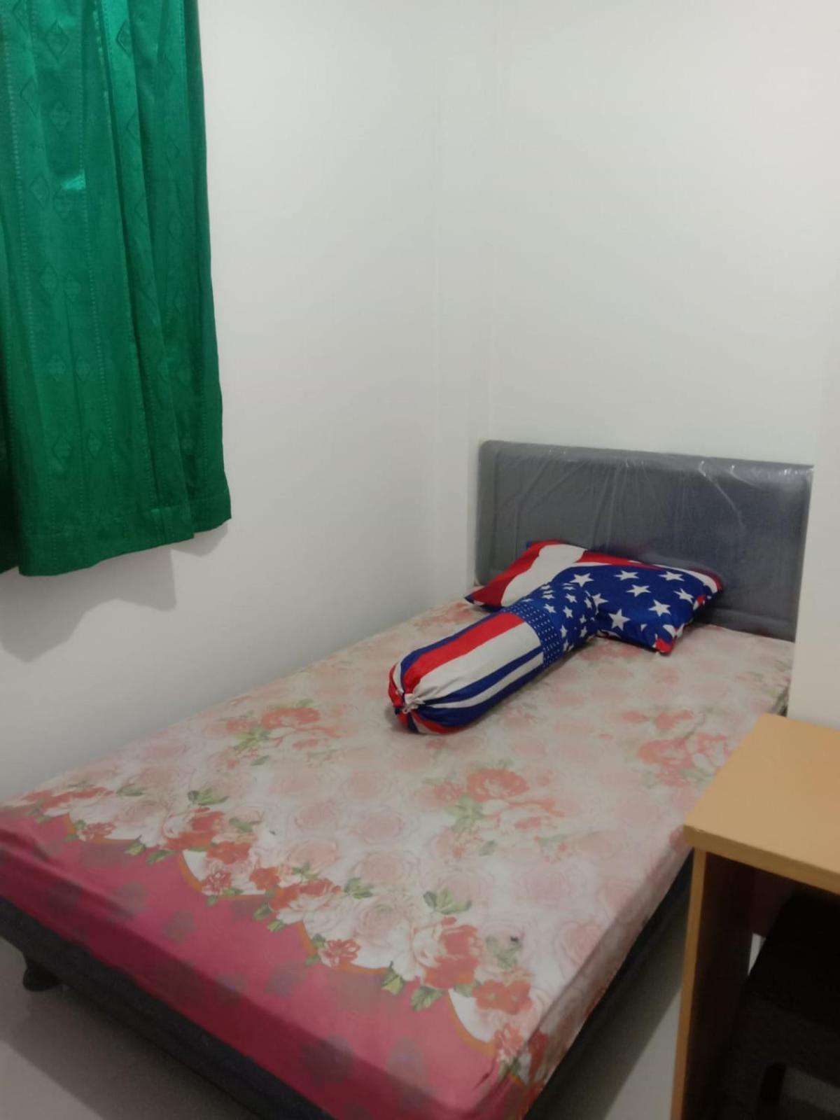 Kost Griya Marina By Ecommerceloka Jakarta Bagian luar foto